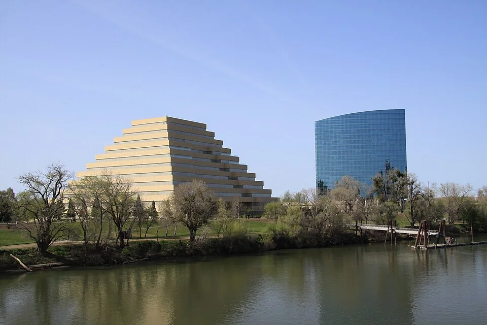CalSTRS headquarters and the Ziggurat beside the Sacramento River.