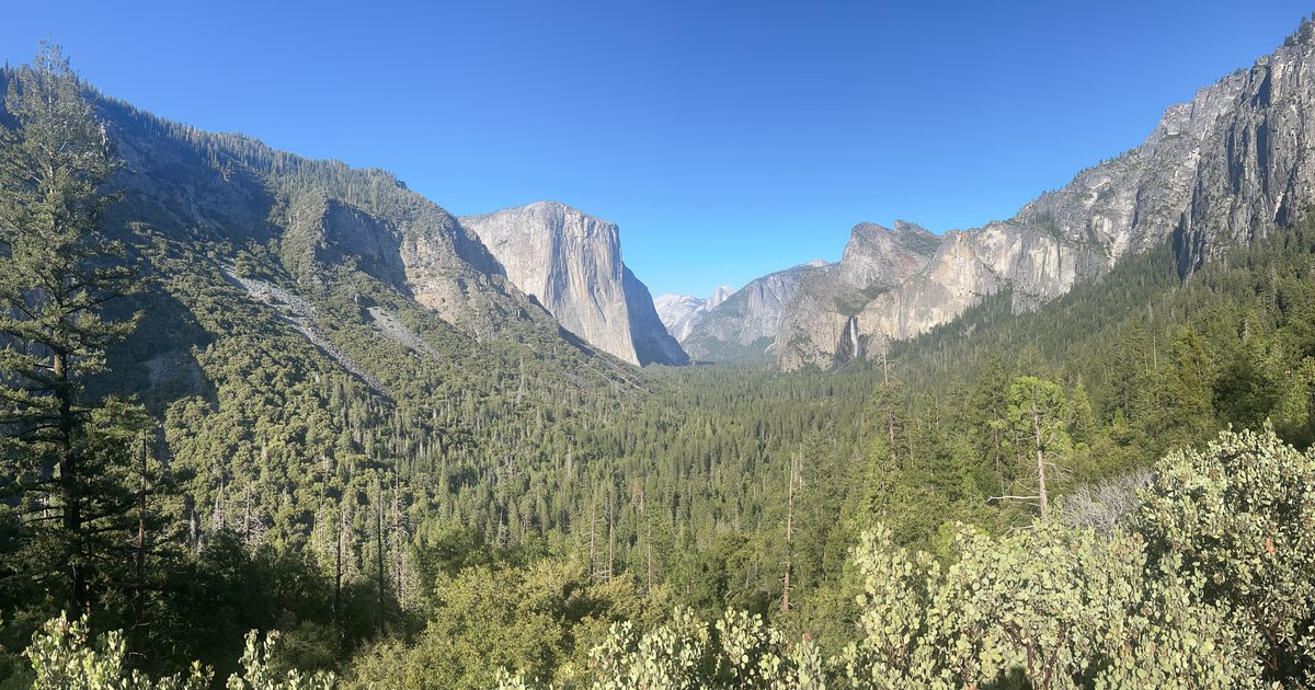 El Capitan, Half Dome and Bridalveil Fall across Yosemite Valley from Tunnel View